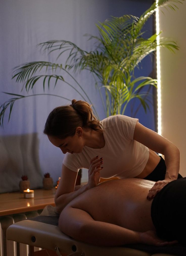 Masajistas profesionales Aura Vital Valencia